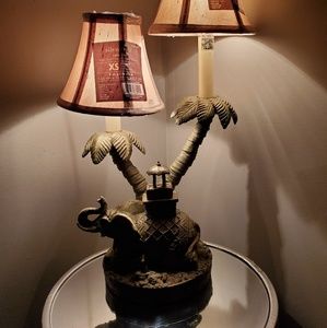 Bronze elephant lamp